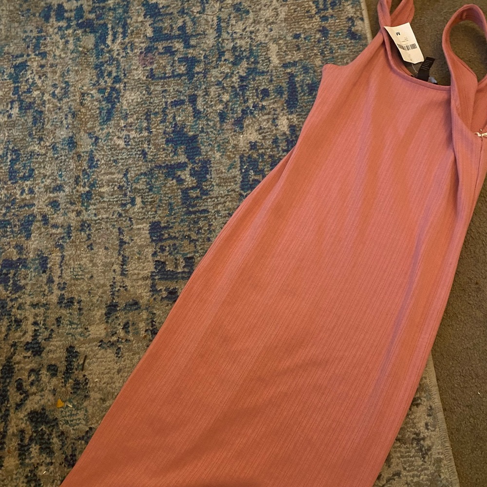 New midi dress with tags